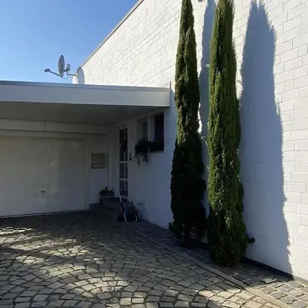 아파트 Kernsan. Souterrain-wohnung 60qm Mit Pool Blick